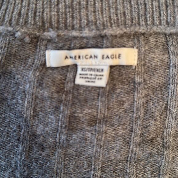 Women’s American Eagle Cropped Cardigan, Size XS - Picture 6 of 9